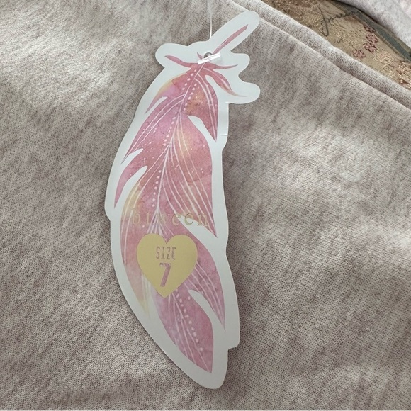 Btween 2Pc Jogging Suit Girls Size 7 Ivory Floral Crochet, Bonus Hair Clip NEW! - Picture 6 of 8